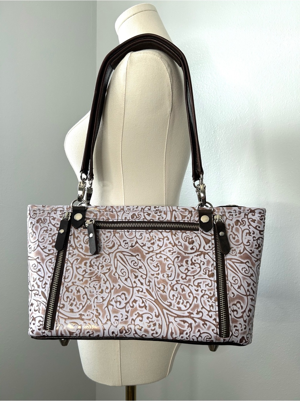 Texas Carpet Baggers Western White Rose Gold Tooled Leather Concealed Carry Bag